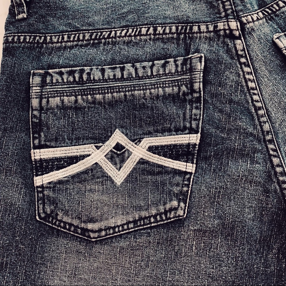 Men’s Denim Short. - Picture 5 of 5